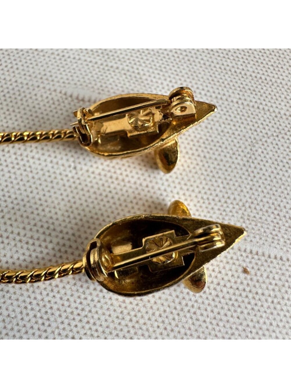 1960s Gold Tone Mouse Scatter Pins Chain Tails Green Eyes - Picture 8 of 10
